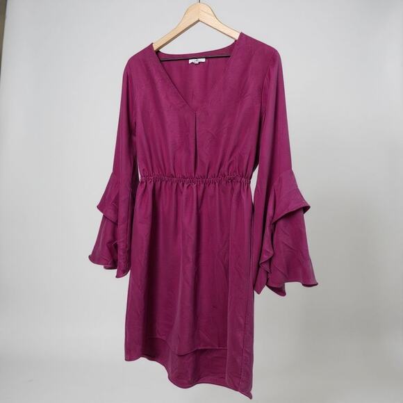 Halston Fuchsia Bell Sleeve V-Neck Dress Size Medium - Picture 1 of 8